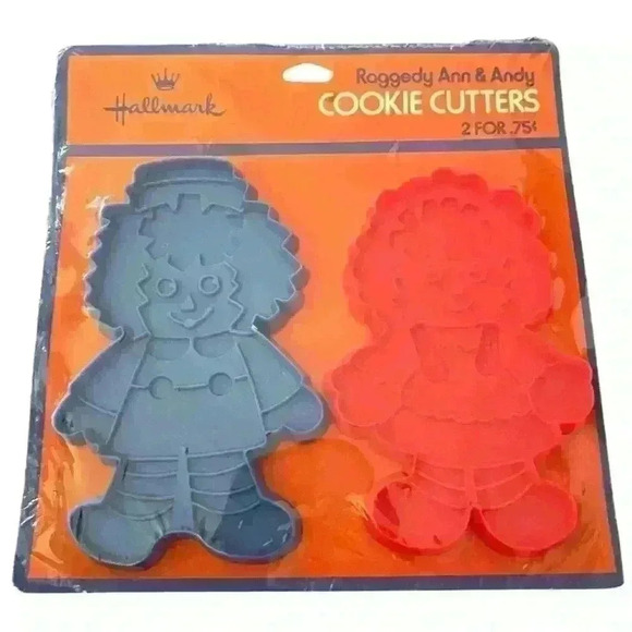 Raggedy Ann And Andy Cookie Cutters New! Dead Stock Large  Bobbs Merrill Co - Picture 1 of 2